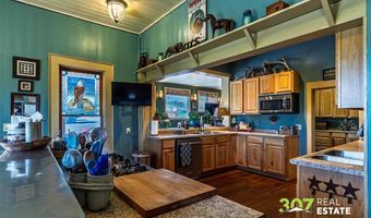 3080 3064 North Fork Hwy, Cody, WY 82414