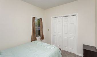 412 E Gray St, Des Moines, IA 50315