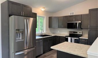 1312 Natures Trl, Alexandria, MN 56308
