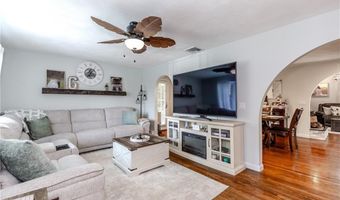 30 Warren Ave, Johnston, RI 02919