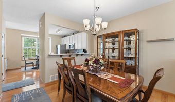 6738 158th St W, Apple Valley, MN 55124
