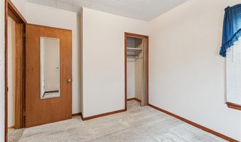 404 E Sycamore St, Anamosa, IA 52205