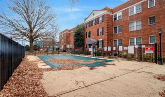 1251 E ABINGDON Dr #1121, Alexandria, VA 22314