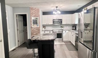 10523 Herrington Dr, Aurora, OH 44202