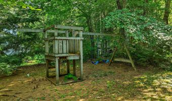 86 Avery Hill Rd, Alton, NH 03810