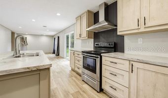 96 Sams Point Rd, Beaufort, SC 29907