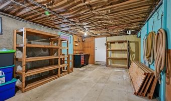 7 Farrwood Dr, Andover, MA 01810
