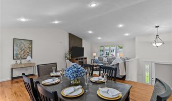 23 Watercress Ct, Coventry, RI 02816