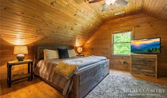 407 Signature Ridge Rd, Banner Elk, NC 28604