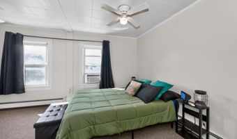 36 Broad St, Amsterdam, NY 12010