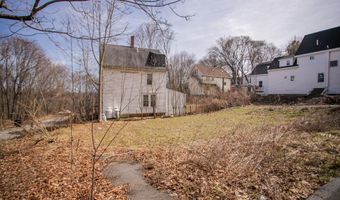 66 Smith St, Bangor, ME 04401