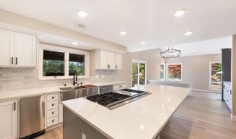 1275 Summit Lake Dr, Angwin, CA 94508