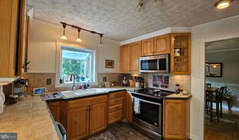 4021 LAUREL Rd, Alexandria, VA 22309
