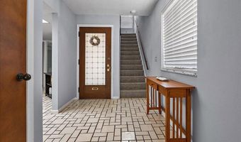 314 8TH St A, Atlantic Beach, FL 32233