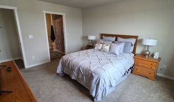 2509 Chan Dr, Adel, IA 50003