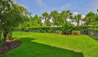 6215 VOYAGERS Pl, Apollo Beach, FL 33572