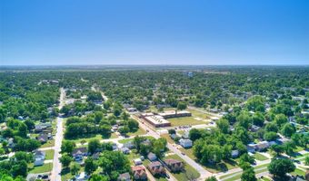 1127 S 19th St, Chickasha, OK 73018