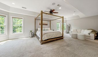 24168 SPRING MEADOW Cir, Aldie, VA 20105