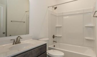 6804 Snowy Owl Ln, Affton, MO 63123