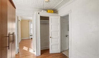 63 Lincoln Ave, Cranston, RI 02920