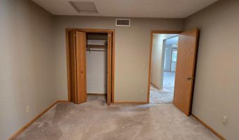 1933 Wilby Rd, Albert Lea, MN 56007