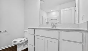 301 Cold Spring St, Algonquin, IL 60102