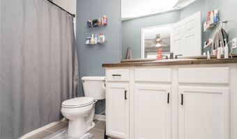 316 SW 50th St, Ankeny, IA 50023