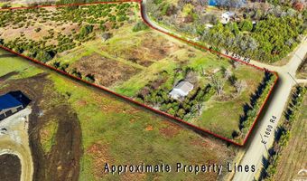 1587 N 450 Rd, Baldwin City, KS 66006