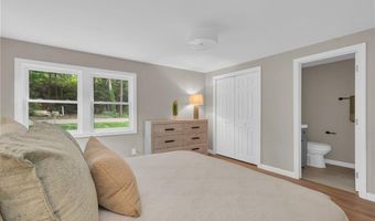 115 Hill Top Dr, Johnston, RI 02919