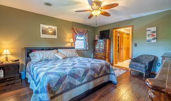 19422 Stirrup Dr, Abingdon, VA 24211