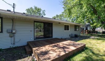 991 Cortland Dr, Apple Valley, MN 55124