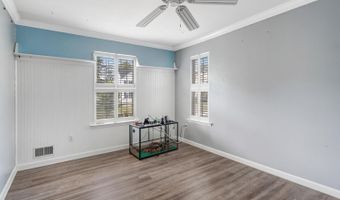 12 TRADEWINDS Ave, Barnegat, NJ 08005