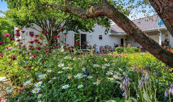 N254 MEADOWBREEZE Court, Appleton, WI 54915