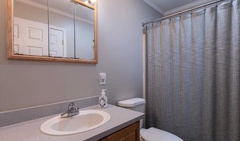 46 Duffy Dr, Bennington, VT 05201