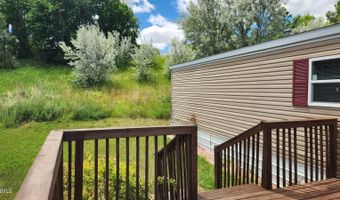 4005 19th St NE, Bismarck, ND 58503