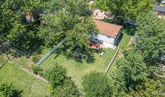 9828 Whitcomb Ln, Affton, MO 63123