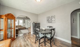 826 E 31st St, Anderson, IN 46016
