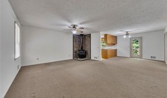 2202 Heath Dr, Ball Ground, GA 30107