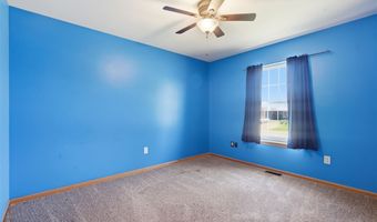 89 Cardinal Ave, Atkins, IA 52206