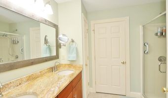 40 Kathryn Ln, Bangor, ME 04401