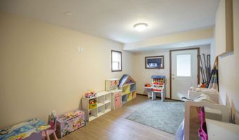 716 S Jones St, Algona, IA 50511