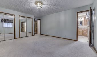 1640 Ridge Hill Ln, Indianapolis, IN 46217