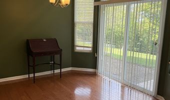 2620 Williamsburg Dr, Algonquin, IL 60102