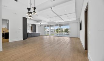 5718 TYBEE ISLAND Dr, Apollo Beach, FL 33572