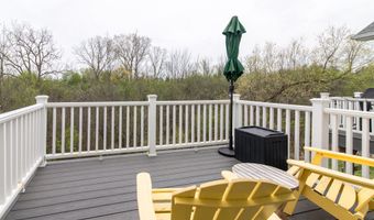 2544 Oxford Cir, Ann Arbor, MI 48103