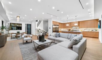 5945 Hesperia Ave, Encino, CA 91316