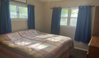 1307 Porter Ave, Aurora, MO 65605