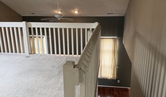 8152 Maple Stream Ln, Indianapolis, IN 46217