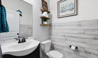 6407 SW Chestnut Hill Rd, Bentonville, AR 72713