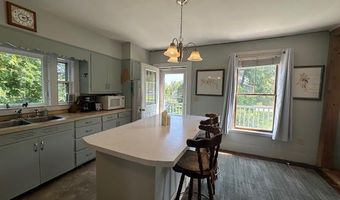 98 Bayview St, Belfast, ME 04915